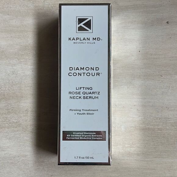 DIAMOND CONTOUR LIFTING ROSE QUARTZ NECK SERUM
Firming Treatment + Youth Elixir - Picture 3 of 11